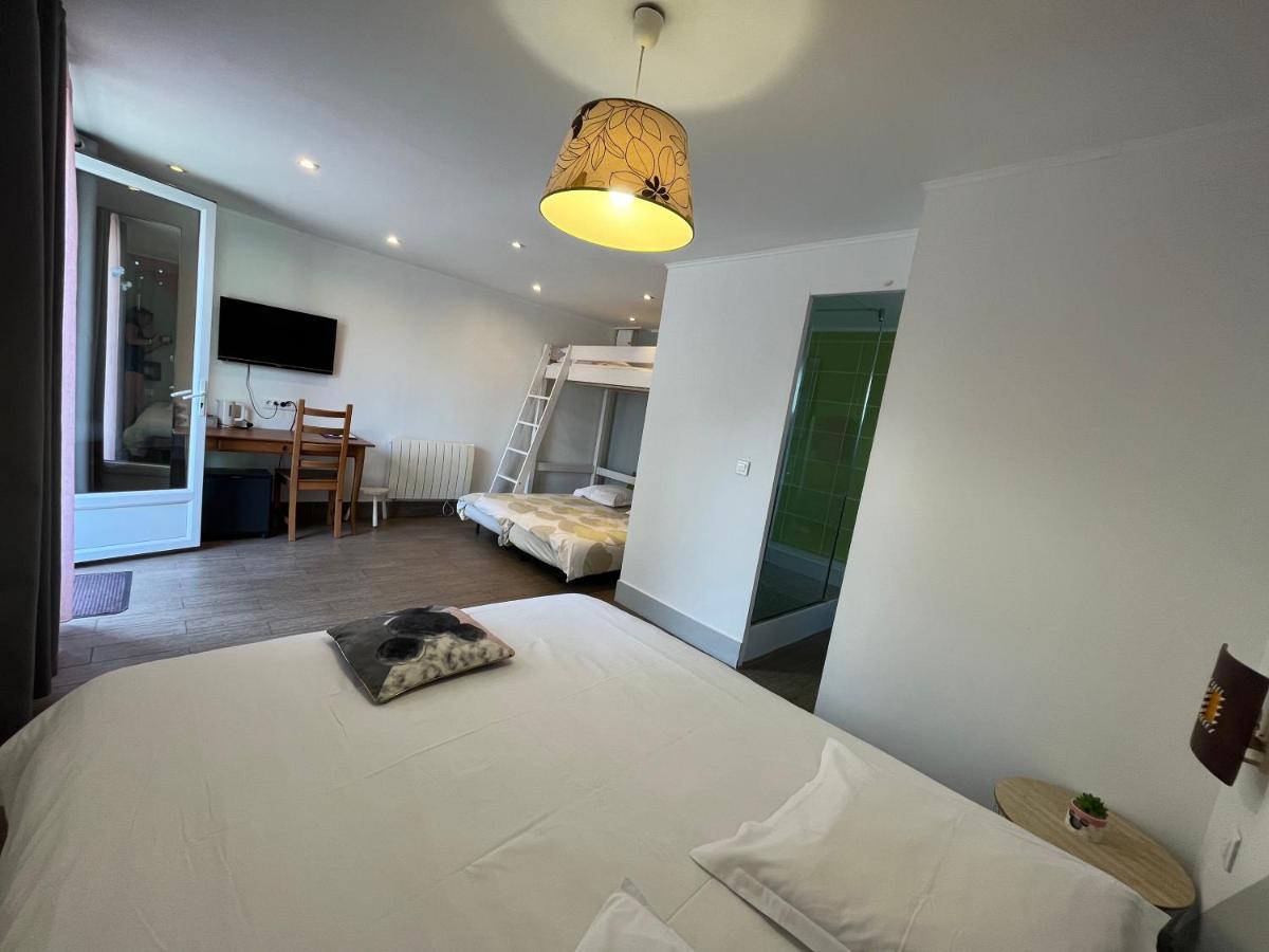 Chambres D'Hotes Poirier Bazin Montry Exterior foto